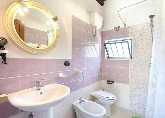 Rifugio Galluzzi Nyaraló Ciminà